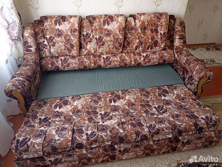 Диван и 2 кресла