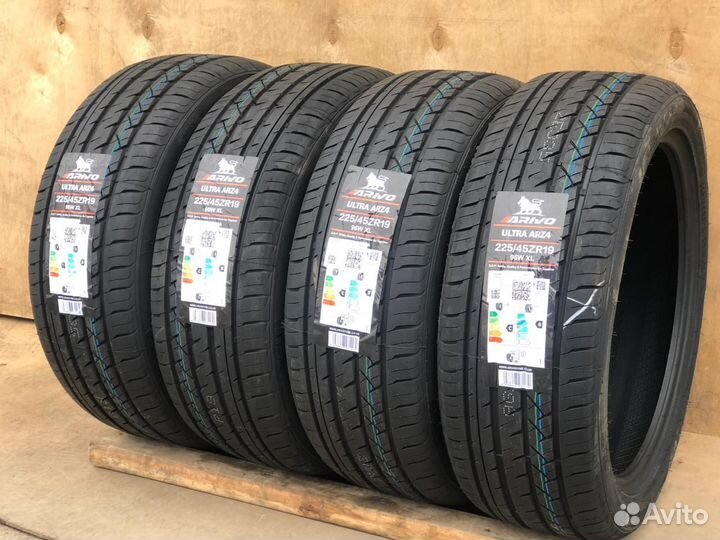 Arivo Ultra ARZ4 225/45 R19