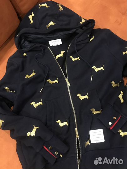 Thom Browne очень крутое худи оригинал