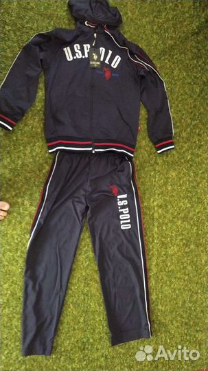 Спортивный костюм для мальчика новый 152
