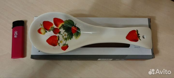 Керамическая поставка для ложки