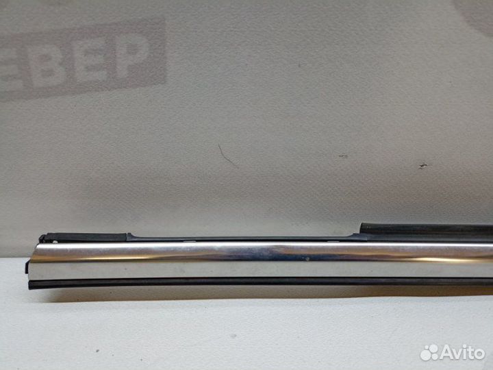 Молдинг стекла задний правый Mazda Cx-7 ER3P