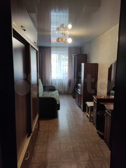 Комната 12 м² в 6-к., 1/5 эт.