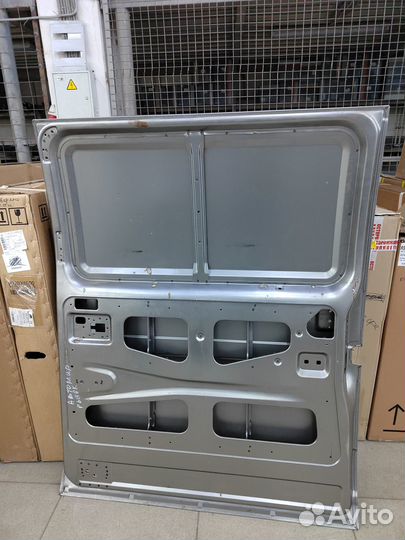 Боковая выдвижная сдвижная дверь газель,соболь