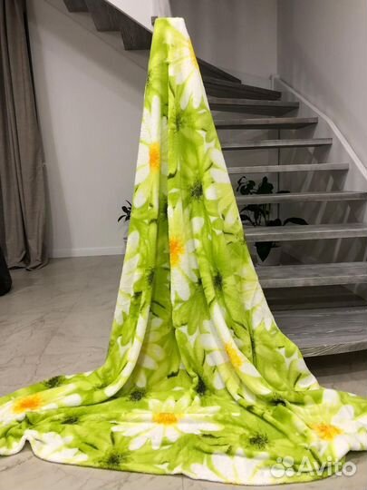 Пледы, покрывала флисовые, размер 180 на 200