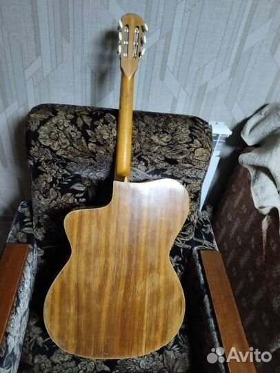 Акустическая гитара Кремона Болгария