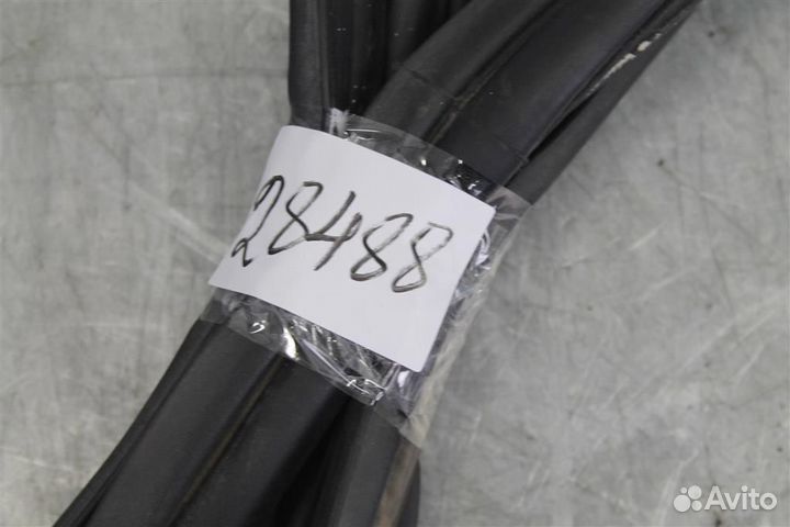 Уплотнитель багажника Ford Focus 3 2011