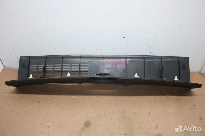 Обшивка на заднюю панель mitsubishi outlander 2015