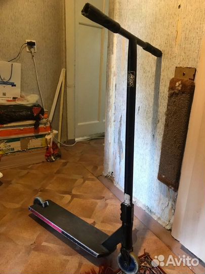 Трюковой самокат