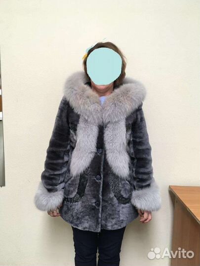 Шуба мутоновая с капюшоном 46 48 размер