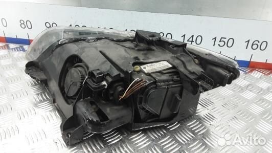 Фара правая audi Q7 (8AD10MU01)