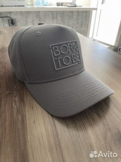 Бейсболка born to be