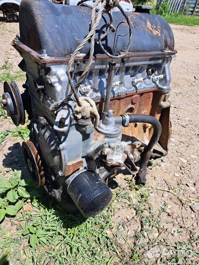 Двигатель 2103