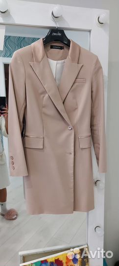 Платье пиджак 42