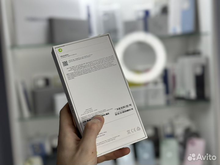 iPhone 16 Pro, 256 ГБ