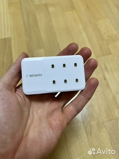 Betafpv зарядка