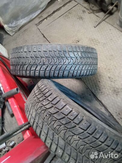 Michelin X-Ice North 3 215/65 R16 102T