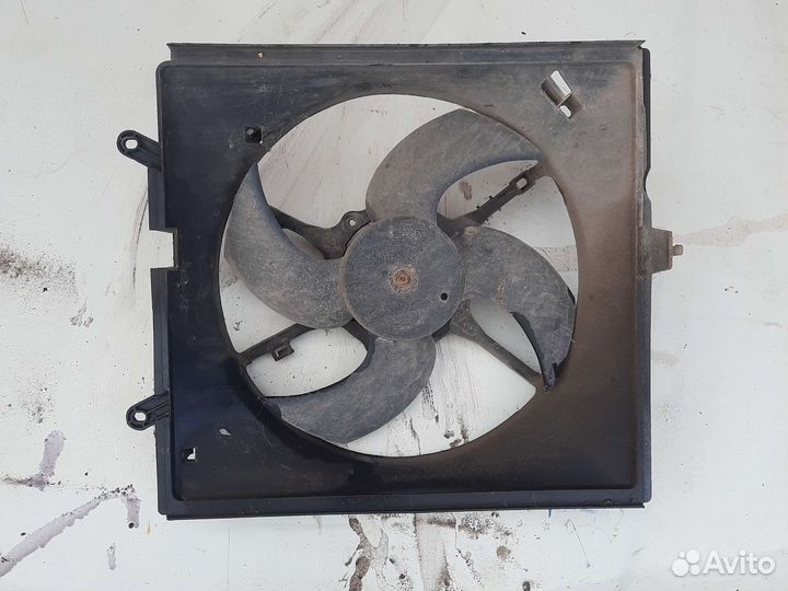 Вентилятор охлаждения Mitsubishi space star 4g18