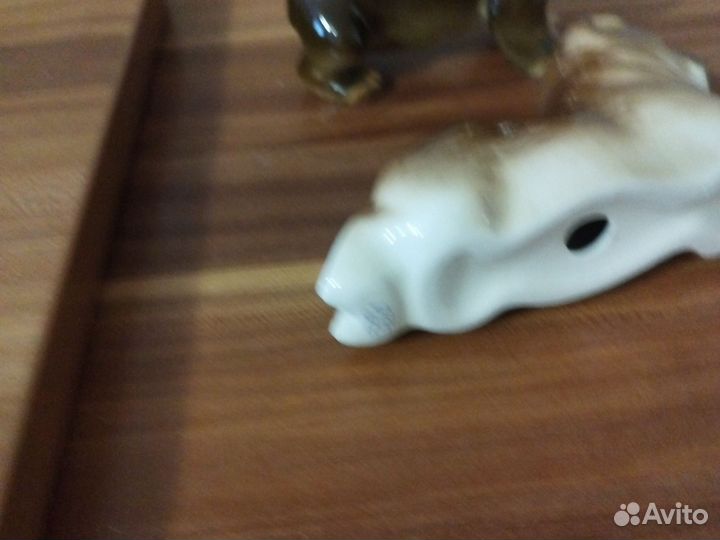Фарфоровые статуэтки собака лфз