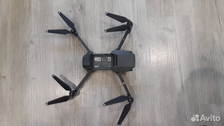 Квадрокоптер dji mavic pro