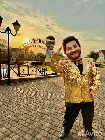 Поздравление.Ростовая кукла Стриптизер Жорик