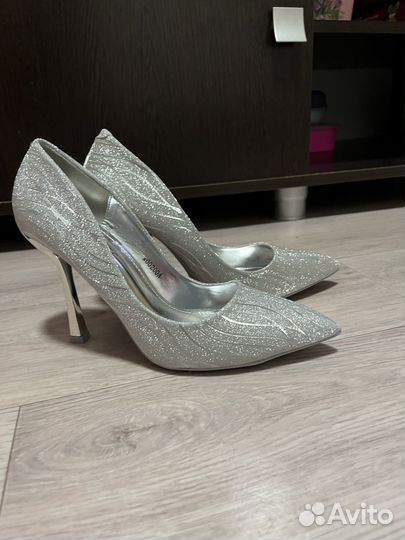 Туфли женские 39 размер
