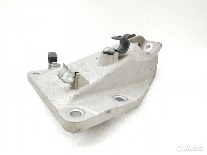 Кронштейн двигателя левый Bmw 3-Series E90 2.5