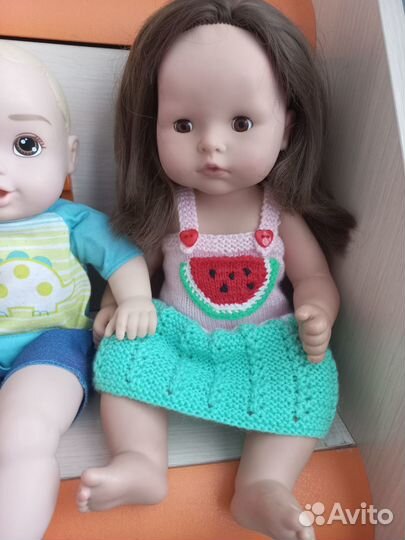 Разные винтажные,фарфоровые и игровые куклы