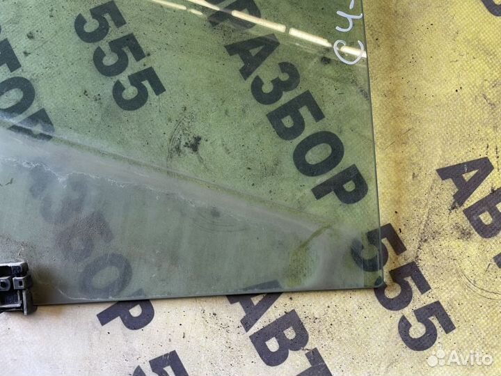 Стекло двери передней правой Citroen C4