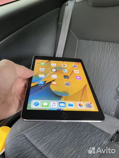 iPad mini 3 + LTE+ Touch ID 5+