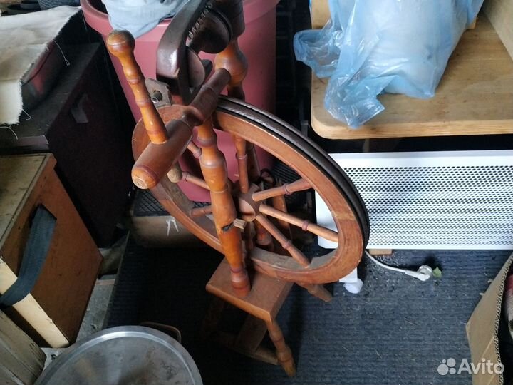 Прялка деревянная старинная