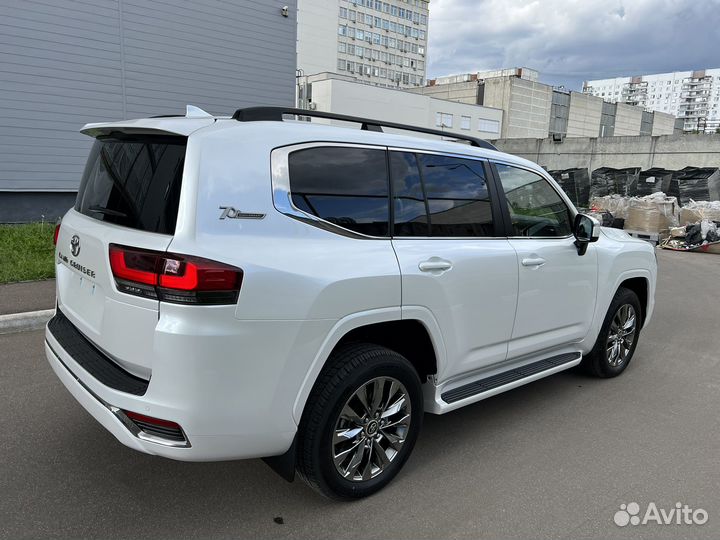 Toyota Land Cruiser, 2022