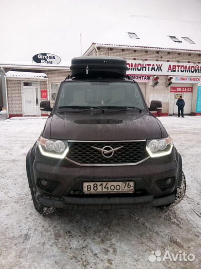 Автобокс на крышу Ветлан 1100 л на Toyota Isis