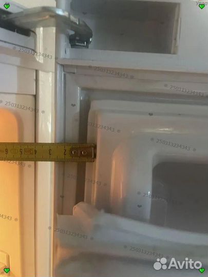 Уплотнитель для дверцы морозильника