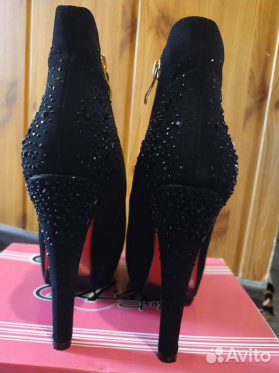 Новые Ботильоны женские 37 размер