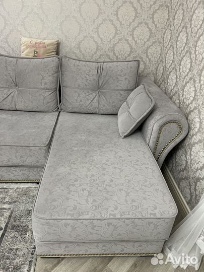 Диван угловой