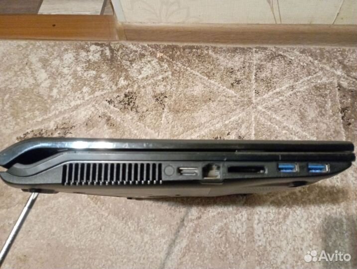 Ноутбук asus