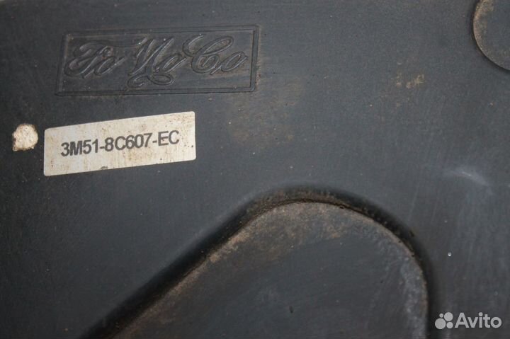 Вентилятор охлаждения Ford Focus 2