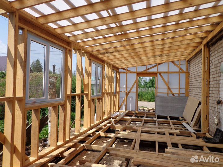 Бригада строителей