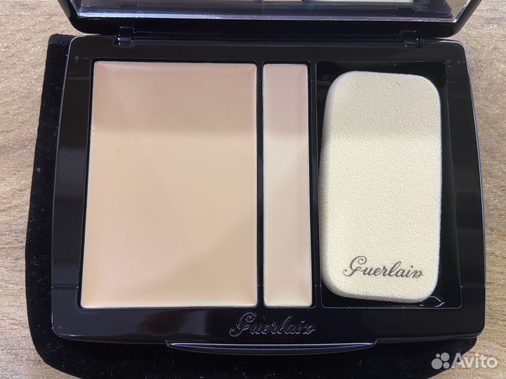 Тональное средство Guerlain 01