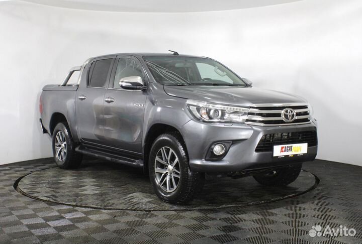 Toyota Hilux 2.8 AT, 2016, 104 007 км