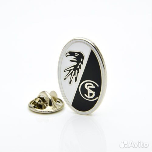 Набор футбольных значков Бундеслига Германии