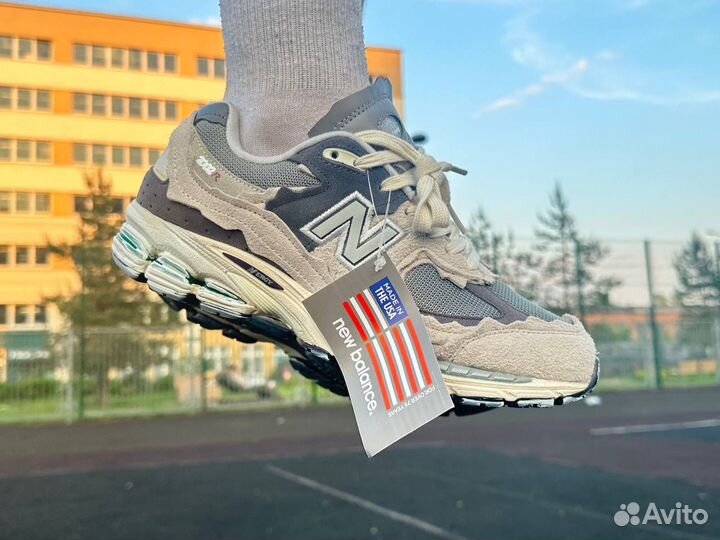 Кроссовки New Balance 2002r protection pack