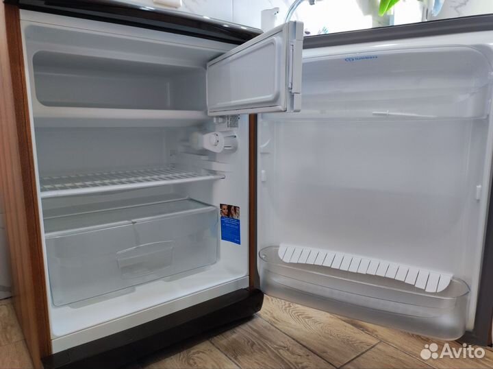 Холодильник indesit TT 85 Т