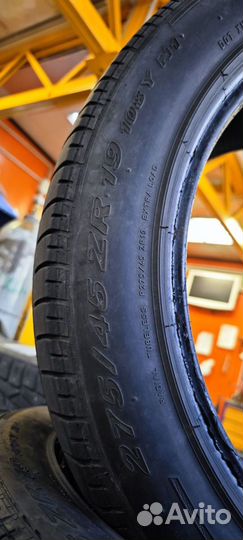 Pirelli P Zero Rosso 275/45 R19