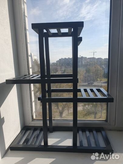 Изготовление стеллажей для цветов