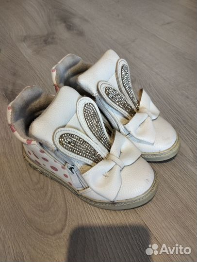 Ботинки детские,10 пар детской обуви