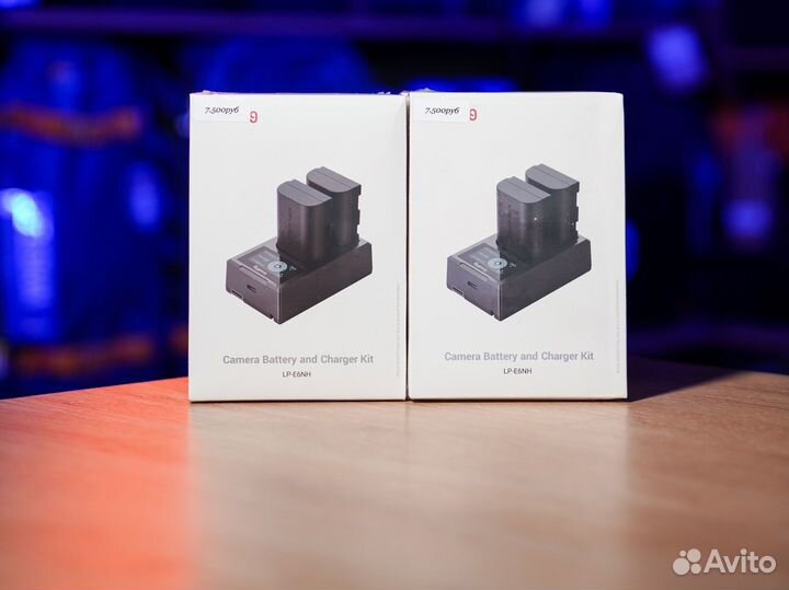 SmallRig 3821 с зарядным устройством LP-E6NH