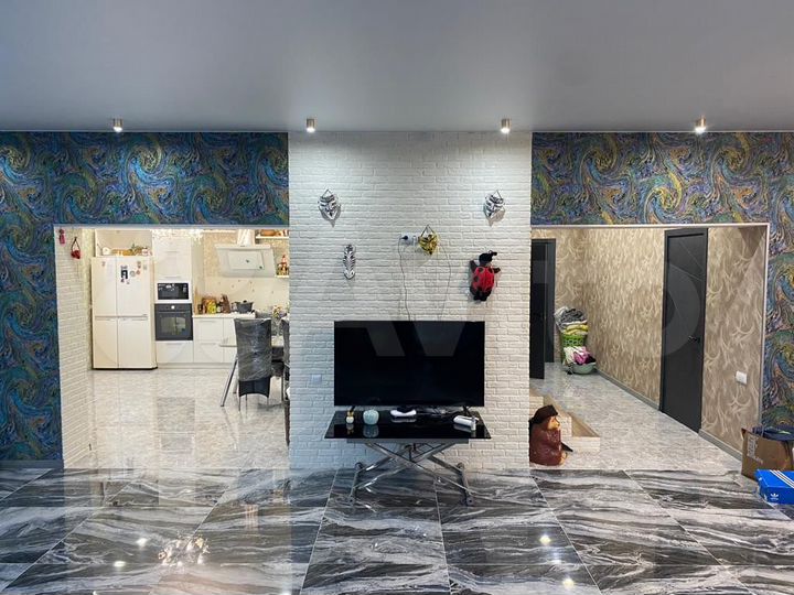 Дом 230 м² на участке 14 сот.