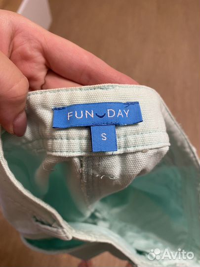 Шорты женские размер S